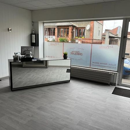 Hotel Restaurant Le Picardie Chauny エクステリア 写真